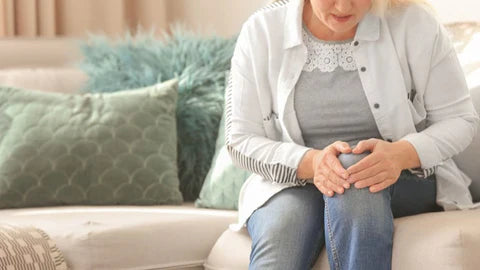 5 ways you might be making your knee pain worse every day
